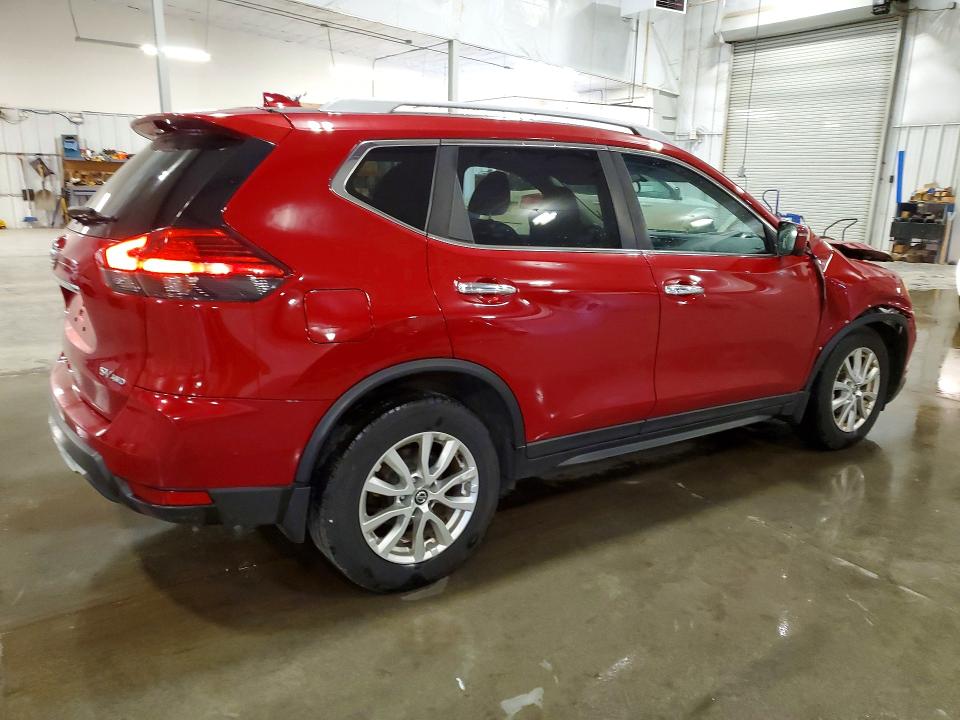 2017 Nissan Rogue მანქანა იყიდება აუქციონზე, vin: 5N1AT2MV4HC774531, აუქციონის ნომერი: 64771766