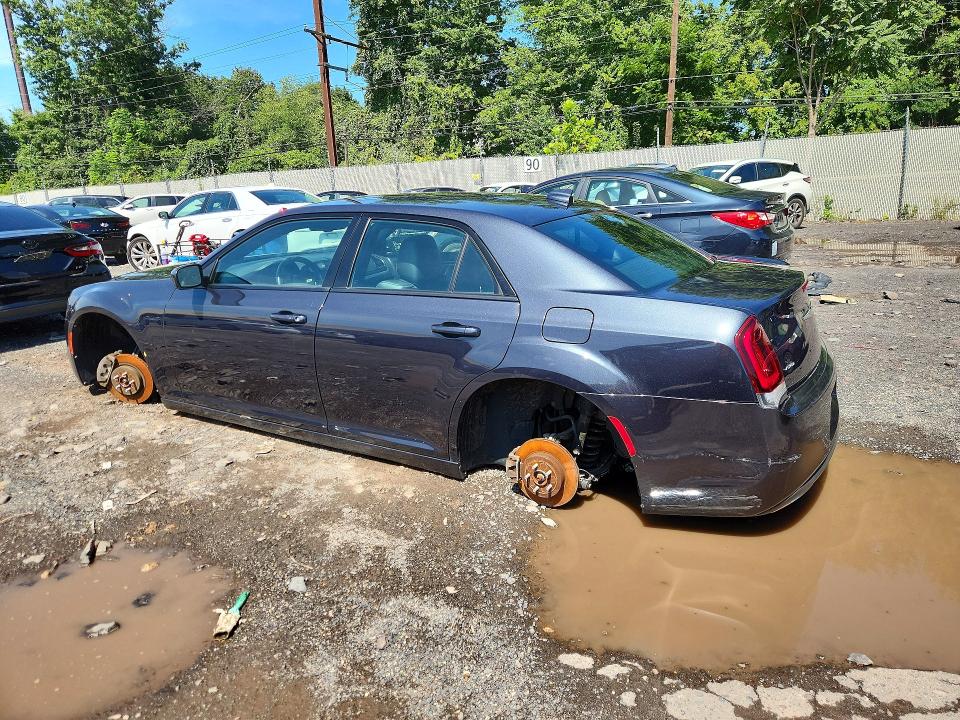 2019 Chrysler 300 მანქანა იყიდება აუქციონზე, vin: 2C3CCAGG8KH561482, აუქციონის ნომერი: 66074506