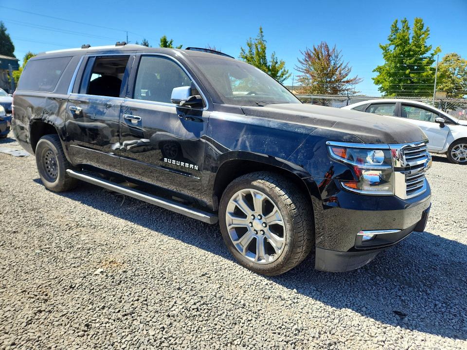 65367866 :رقم المزاد ، 1GNSKJKC3HR284321 vin ، 2017 Chevrolet Suburban مزاد بيع