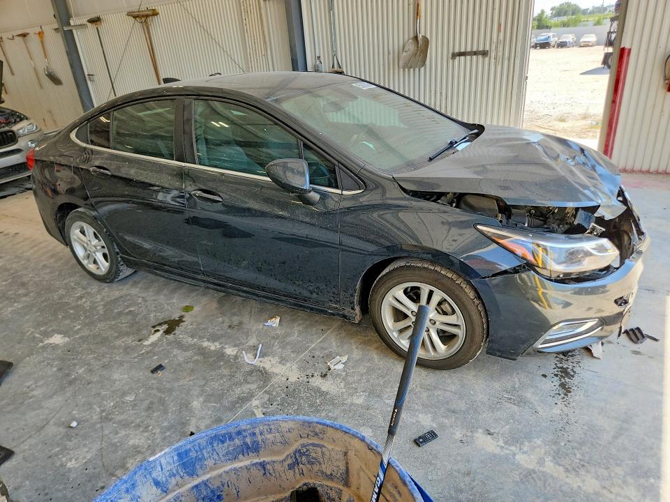 Продаж на аукціоні авто 2017 Chevrolet Cruze, vin: 1G1BE5SM0H7127687, номер лоту: 65920506