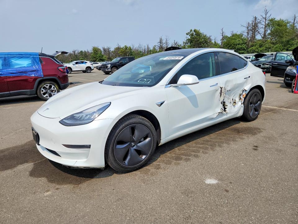 64054616 :رقم المزاد ، 5YJ3E1EB5LF637339 vin ، 2020 Tesla Model 3 مزاد بيع