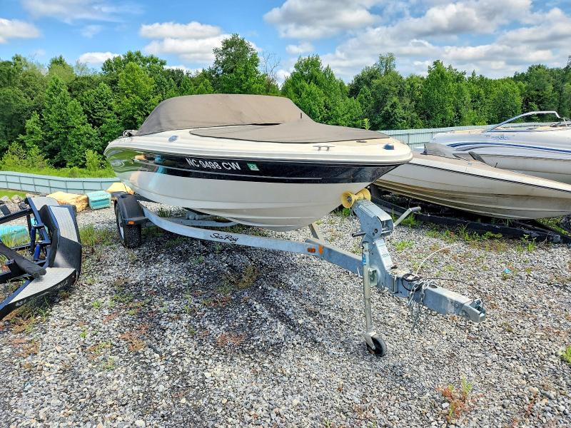 2004 Sea Ray Boat&trlr მანქანა იყიდება აუქციონზე, vin: SERR5379G304, აუქციონის ნომერი: 62519536