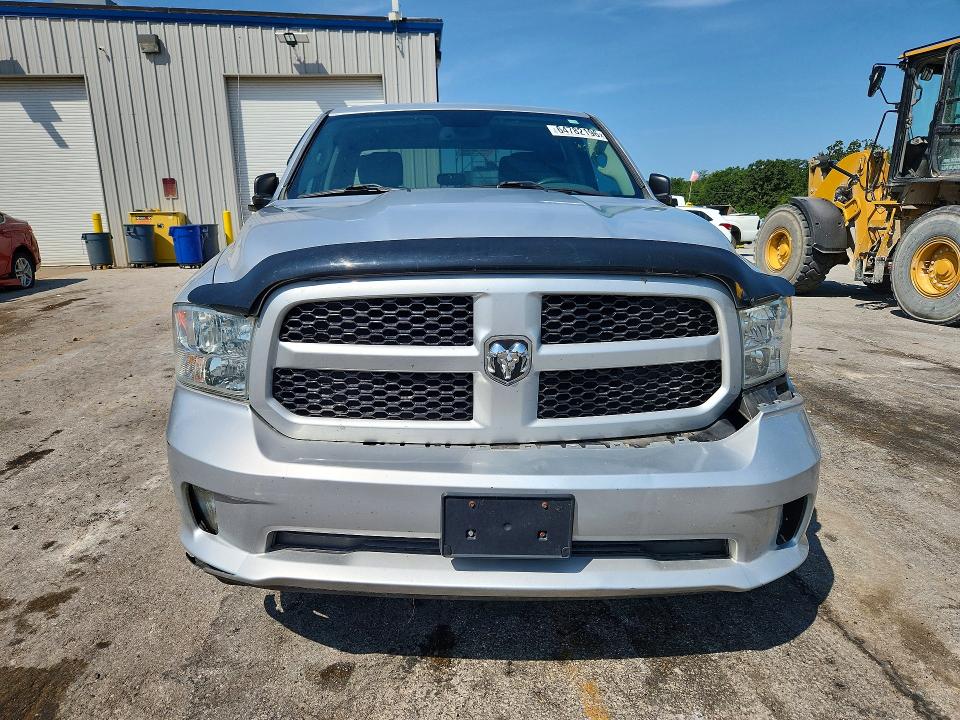 64782196 :رقم المزاد ، 1C6RR7FG2GS371628 vin ، 2016 Ram 1500 مزاد بيع