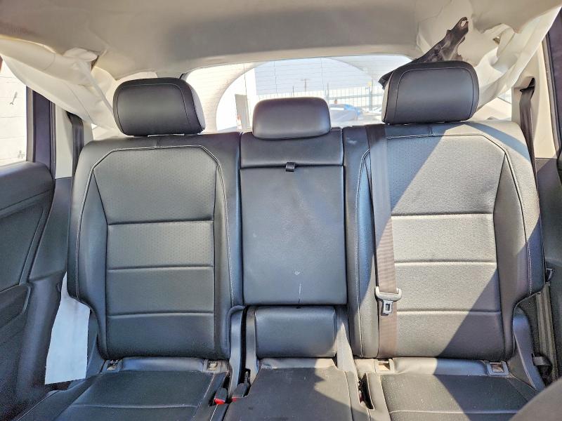 Продаж на аукціоні авто 2021 Volkswagen Tiguan, vin: 3VV2B7AX1MM086138, номер лоту: 63984026