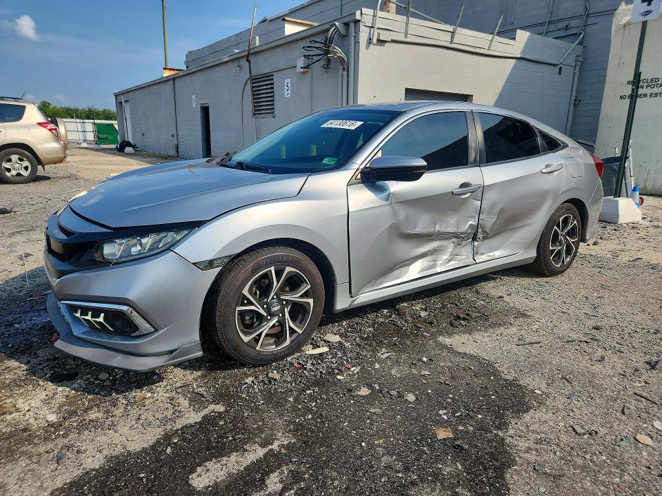 Продажа на аукционе авто 2018 Honda Civic, vin: 2HGFC2F54JH528199, номер лота: 64130616