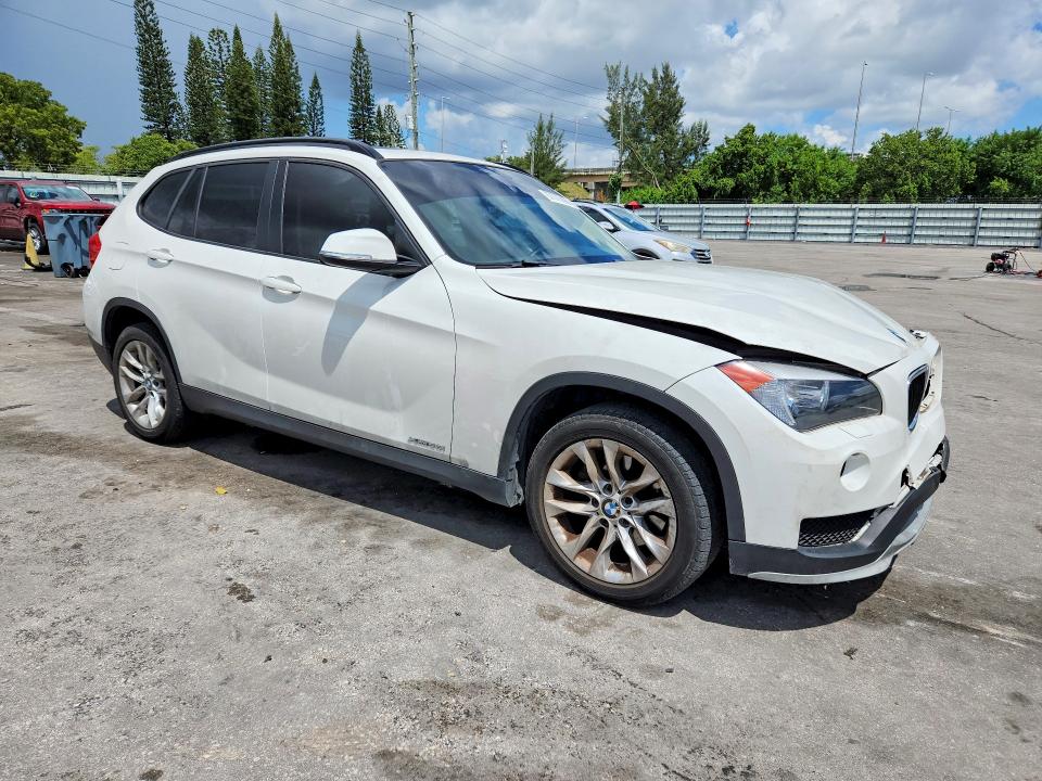 2015 Bmw X1 მანქანა იყიდება აუქციონზე, vin: WBAVL1C56FVY35328, აუქციონის ნომერი: 67076096