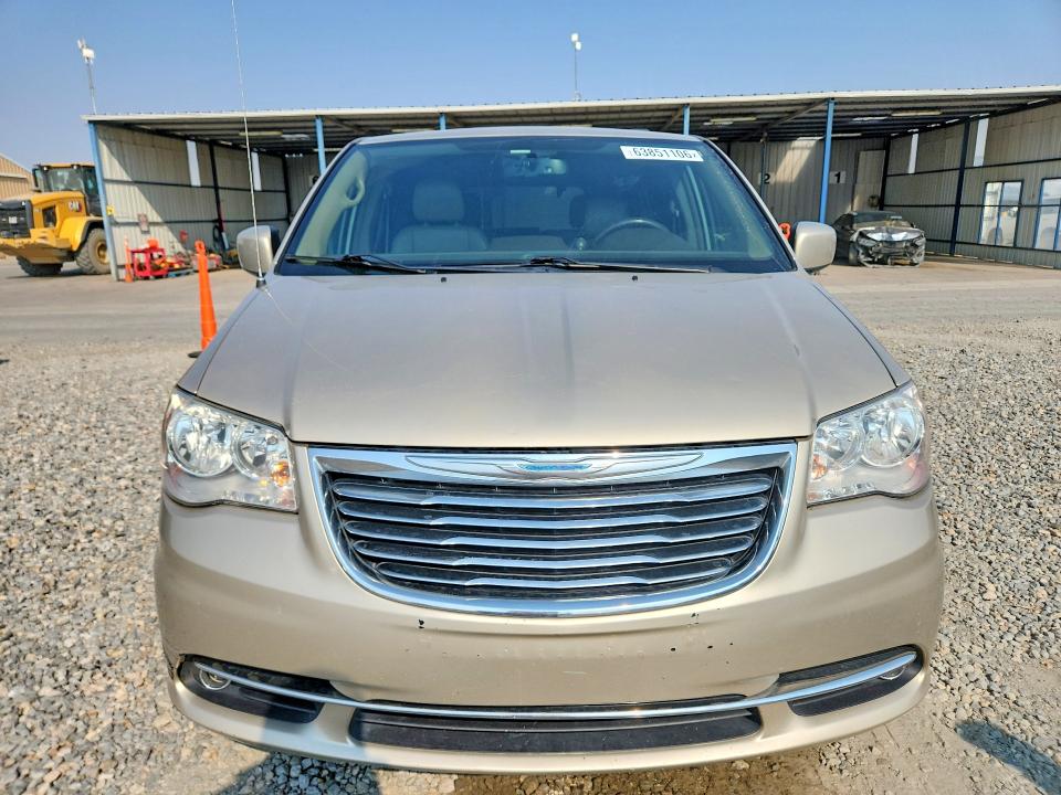 2016 Chrysler Town & Country მანქანა იყიდება აუქციონზე, vin: 2C4RC1BG9GR155953, აუქციონის ნომერი: 63851106