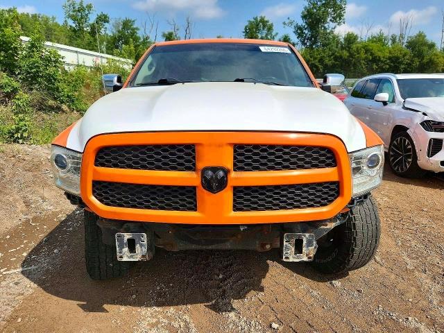 64292266 :رقم المزاد ، 1C6RR7MT0FS701555 vin ، 2015 Ram 1500 مزاد بيع