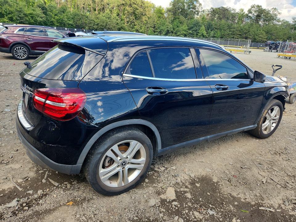 2020 Mercedes-benz Gla მანქანა იყიდება აუქციონზე, vin: WDCTG4GB5LU024406, აუქციონის ნომერი: 64298996