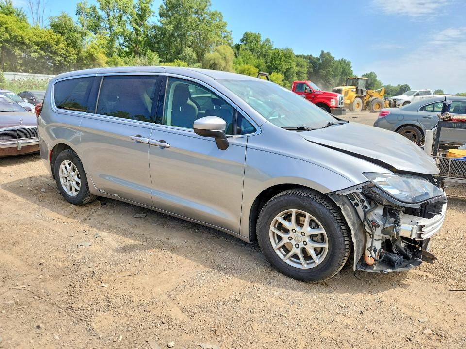 66009126 :رقم المزاد ، 2C4RC1CG4HR503044 vin ، 2017 Chrysler Pacifica مزاد بيع