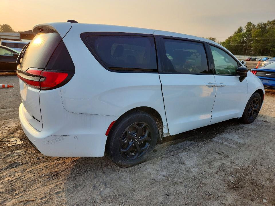 Aukcja sprzedaży 2024 Chrysler Pacifica, vin: 2C4RC1S71RR158428, numer aukcji: 66286096