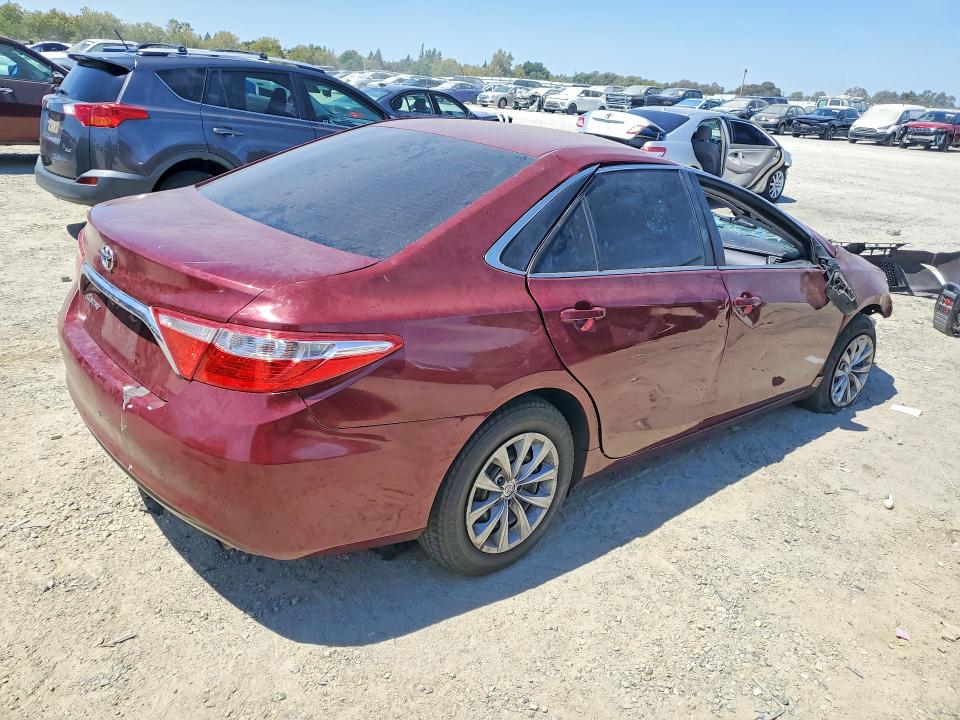 2015 Toyota Camry მანქანა იყიდება აუქციონზე, vin: 4T1BF1FK8FU924091, აუქციონის ნომერი: 64831566