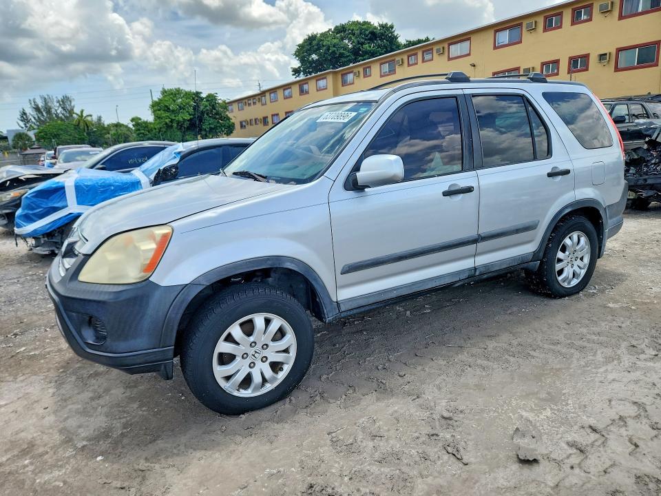 Продажа на аукционе авто 2005 Honda Cr-v, vin: SHSRD788X5U327182, номер лота: 63709896
