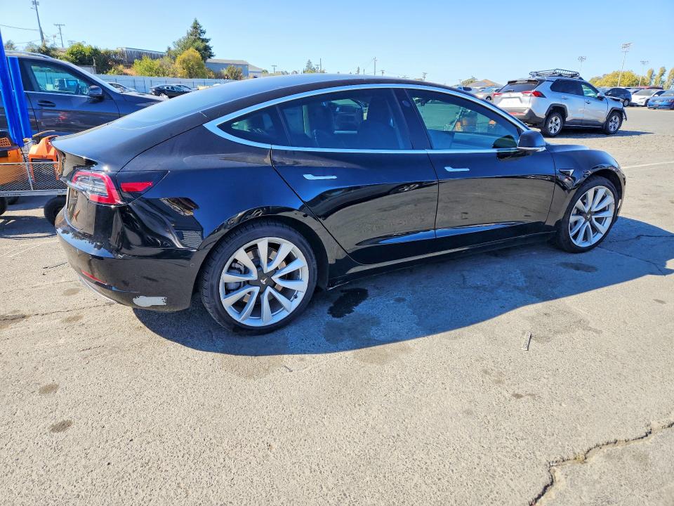 Продажа на аукционе авто 2019 Tesla Model 3, vin: 5YJ3E1EA7KF327120, номер лота: 64124416