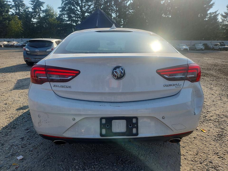 66297066 :رقم المزاد ، W04GR6SX2J1102035 vin ، 2018 Buick Regal مزاد بيع