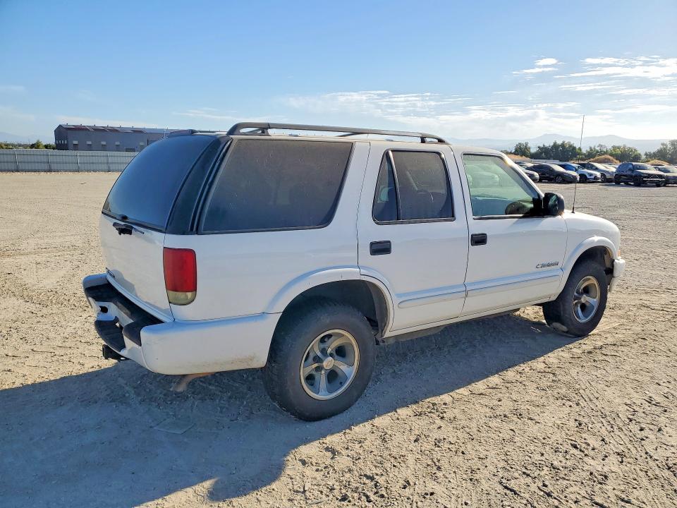 2004 Chevrolet Blazer მანქანა იყიდება აუქციონზე, vin: 1GNCS13X54K105222, აუქციონის ნომერი: 64453106