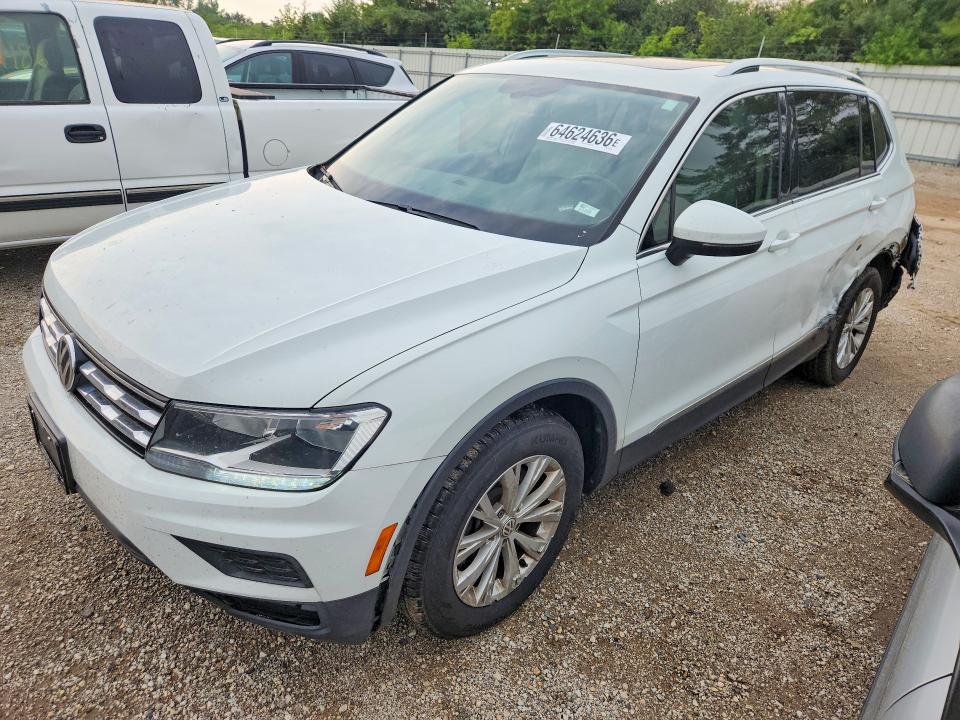 64624636 :رقم المزاد ، 3VV3B7AX4JM001020 vin ، 2018 Volkswagen Tiguan مزاد بيع