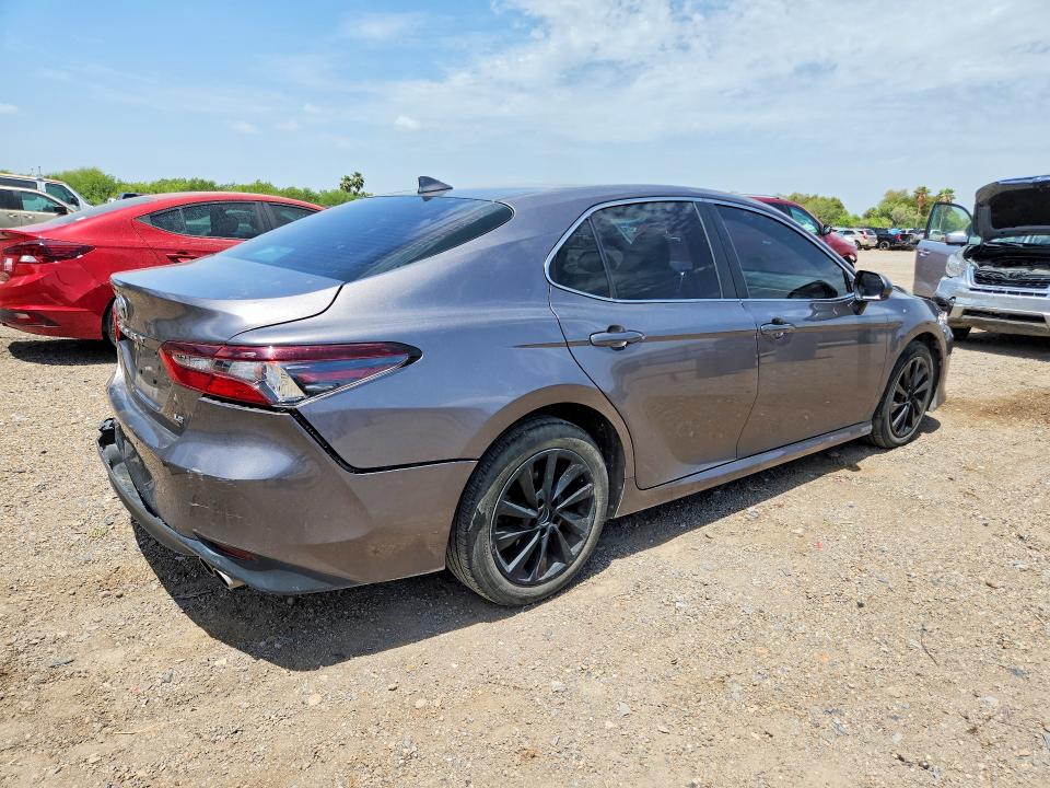66092786 :رقم المزاد ، 4T1C11AK6RU248481 vin ، 2024 Toyota Camry مزاد بيع