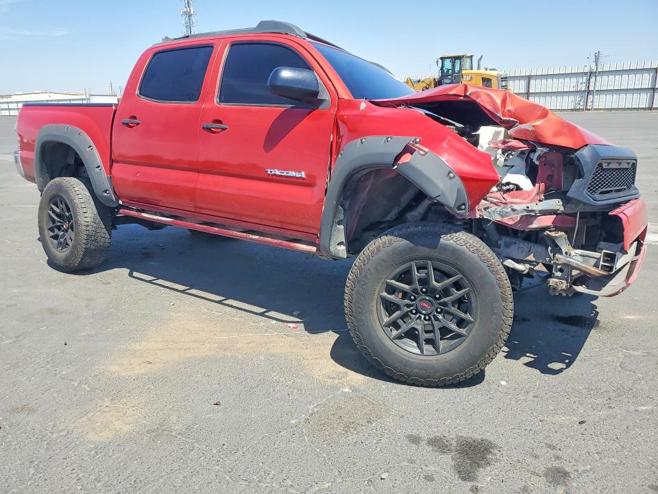 65238796 :رقم المزاد ، 3TMLU4EN2FM185171 vin ، 2015 Toyota Tacoma مزاد بيع
