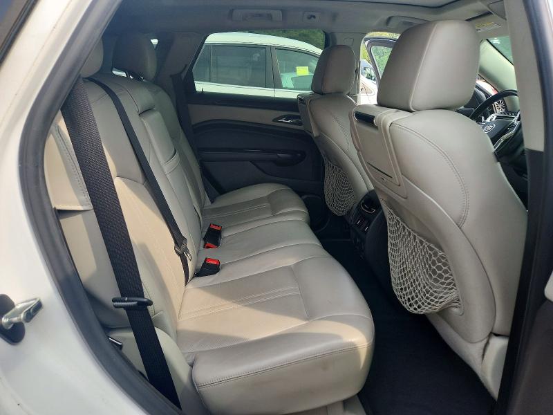 61812726 :رقم المزاد ، 3GYFNGE3XES533362 vin ، 2014 Cadillac Srx مزاد بيع