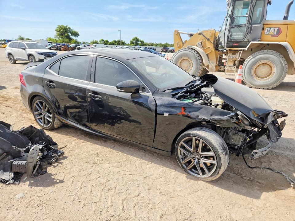 65712566 :رقم المزاد ، JTHBA1D20H5061370 vin ، 2017 Lexus Is مزاد بيع