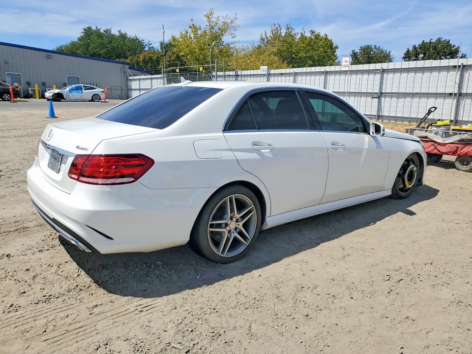 Продажа на аукционе авто 2014 Mercedes-benz E, vin: WDDHF9BB1EA995190, номер лота: 66130276