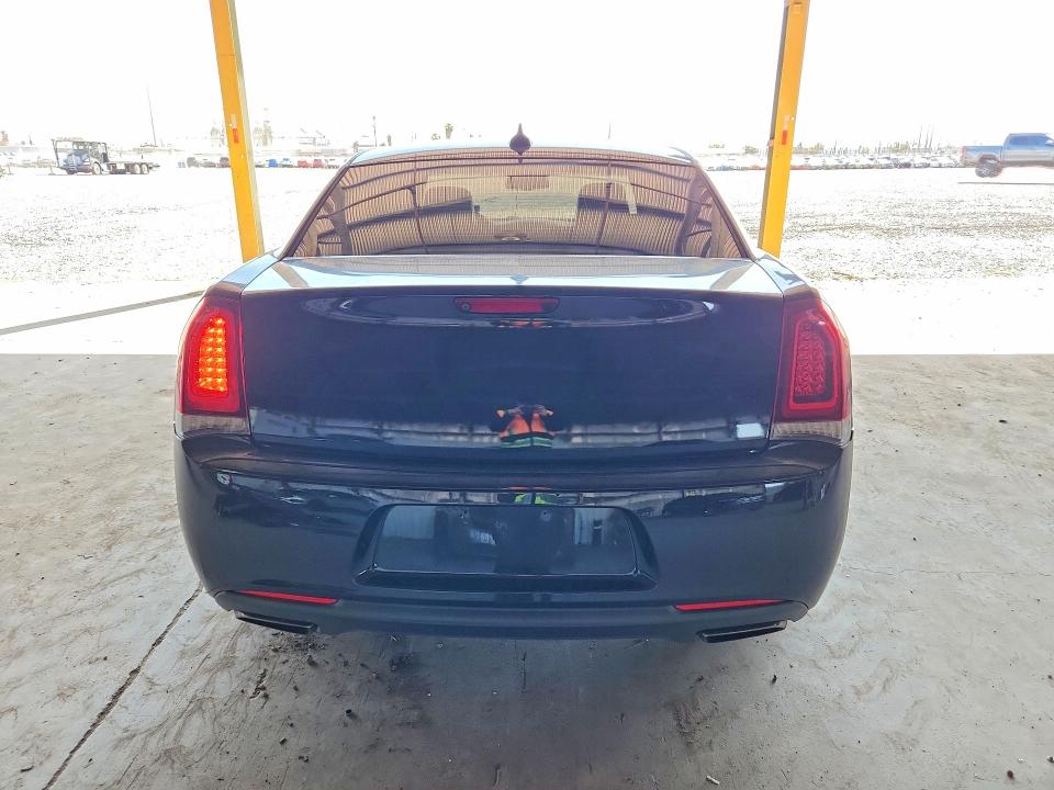 Aukcja sprzedaży 2016 Chrysler 300, vin: 2C3CCABG3GH261377, numer aukcji: 66421616