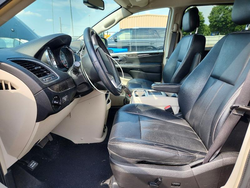 66713866 :رقم المزاد ، 2C4RC1BG4GR247052 vin ، 2016 Chrysler Town & Country مزاد بيع