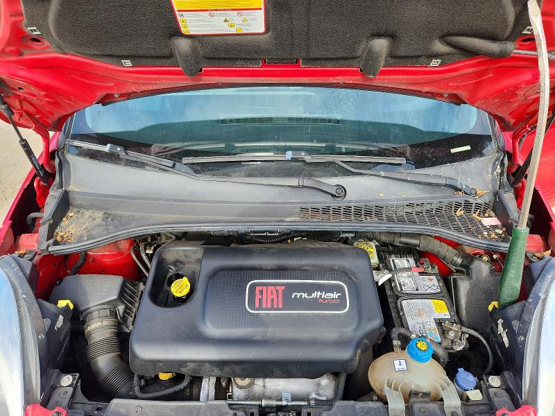 2014 Fiat 500l მანქანა იყიდება აუქციონზე, vin: ZFBCFABH9EZ024940, აუქციონის ნომერი: 64943676