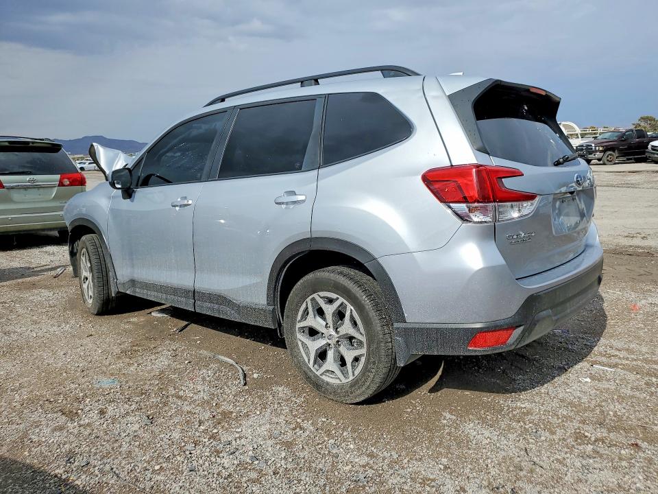 Продажа на аукционе авто 2019 Subaru Forester, vin: JF2SKAEC7KH450715, номер лота: 64669336