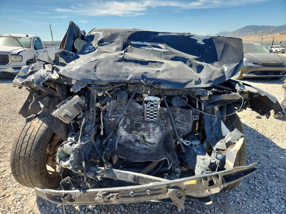 65141706 :رقم المزاد ، 1C4RJFAG8JC360359 vin ، 2018 Jeep Grand Cherokee مزاد بيع