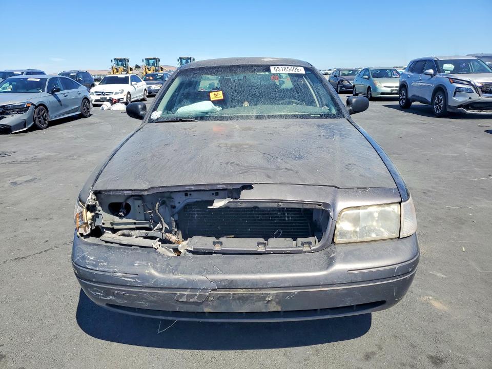 Продаж на аукціоні авто 2001 Ford Crown Victoria, vin: 2FAFP71W91X127310, номер лоту: 65185406