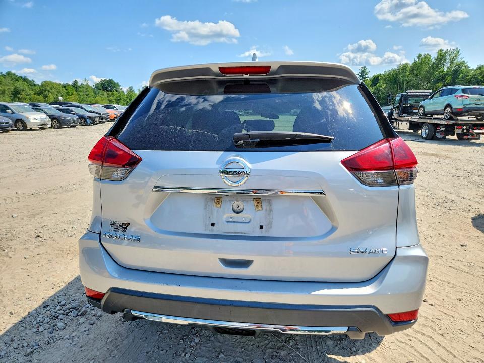 64920976 :رقم المزاد ، 5N1AT2MV9JC708837 vin ، 2018 Nissan Rogue مزاد بيع