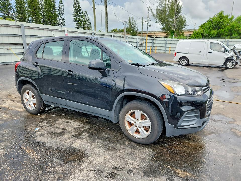 2018 Chevrolet Trax მანქანა იყიდება აუქციონზე, vin: 3GNCJNSB3JL210609, აუქციონის ნომერი: 64113916