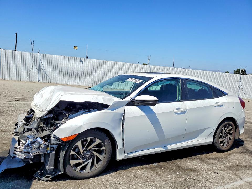 2016 Honda Civic მანქანა იყიდება აუქციონზე, vin: 19XFC2F72GE020818, აუქციონის ნომერი: 62991296