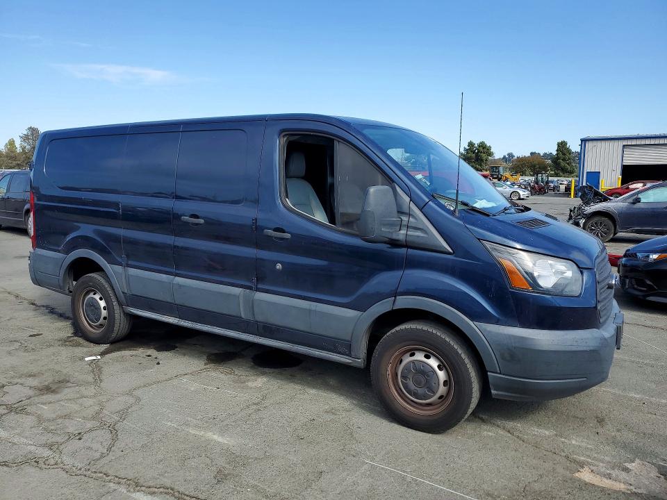 64467586 :رقم المزاد ، 1FTYR1ZM9HKB47597 vin ، 2017 Ford Transit مزاد بيع
