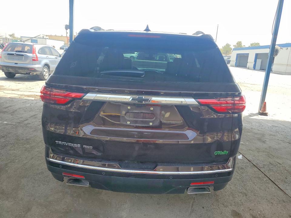 62862526 :رقم المزاد ، 1GNEVNKW8NJ104444 vin ، 2022 Chevrolet Traverse مزاد بيع