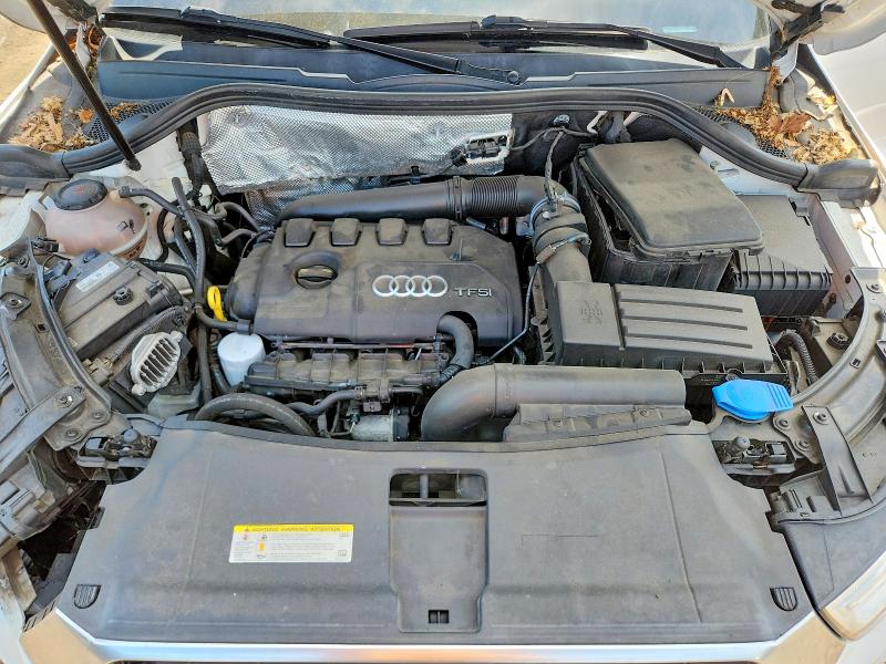 63738646 :رقم المزاد ، WA1ECCFS0JR020585 vin ، 2018 Audi Q3 مزاد بيع