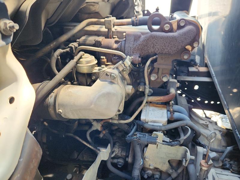 66338346 :رقم المزاد ، JALB4B16757001266 vin ، 2005 Isuzu Npr مزاد بيع