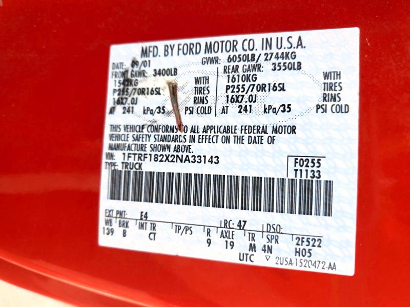64118016 :رقم المزاد ، 1FTRF182X2NA33143 vin ، 2002 Ford F150 مزاد بيع