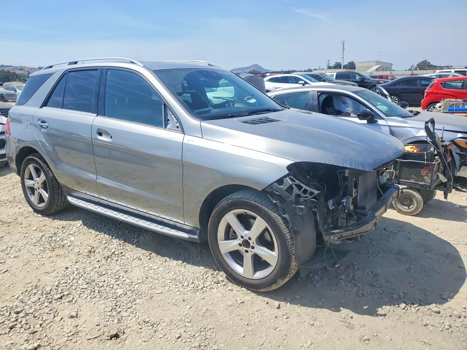 65099266 :رقم المزاد ، 4JGDA5HB5GA720797 vin ، 2016 Mercedes-benz Gle مزاد بيع