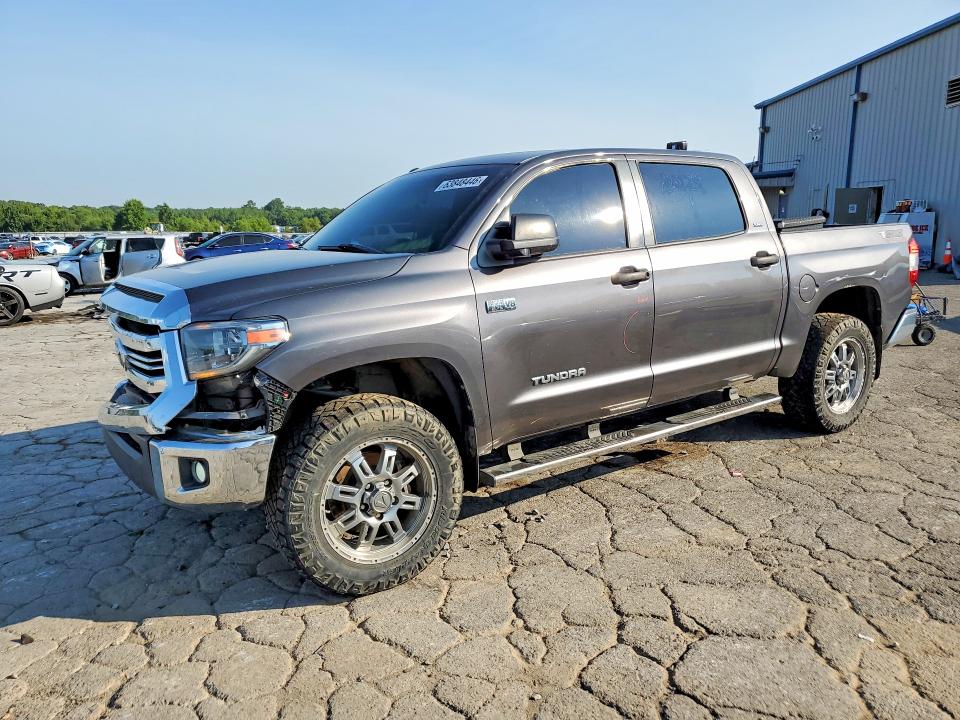 Продаж на аукціоні авто 2016 Toyota Tundra, vin: 5TFDW5F19GX552871, номер лоту: 63848446