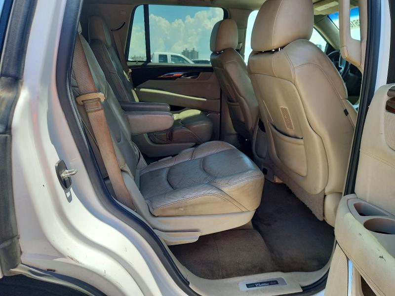 Продажа на аукционе авто 2017 Cadillac Escalade, vin: 1GYS4BKJ8HR123450, номер лота: 65272616