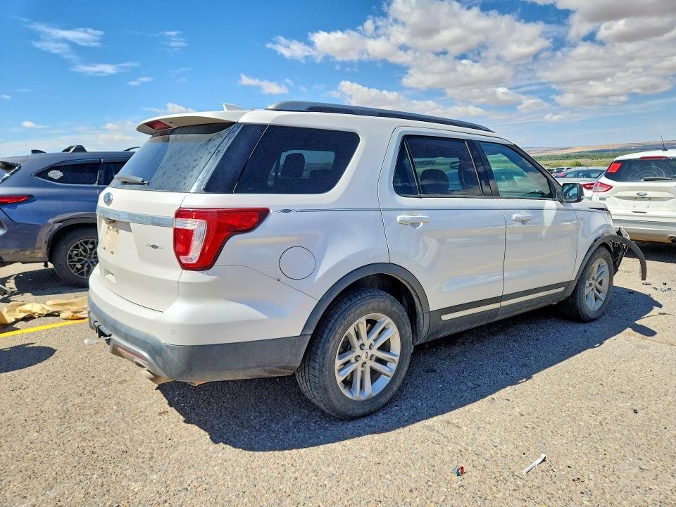 2017 Ford Explorer მანქანა იყიდება აუქციონზე, vin: 1FM5K7D88HGC21286, აუქციონის ნომერი: 64339976