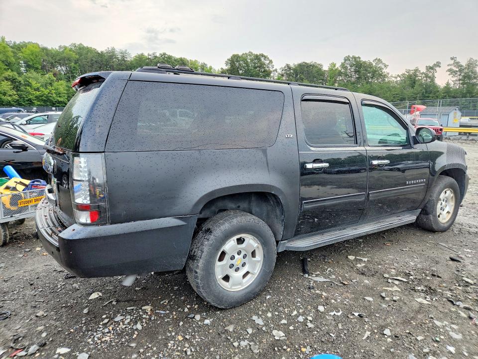 Продажа на аукционе авто 2012 Chevrolet Suburban, vin: 1GNSKJE7XCR216234, номер лота: 64603056