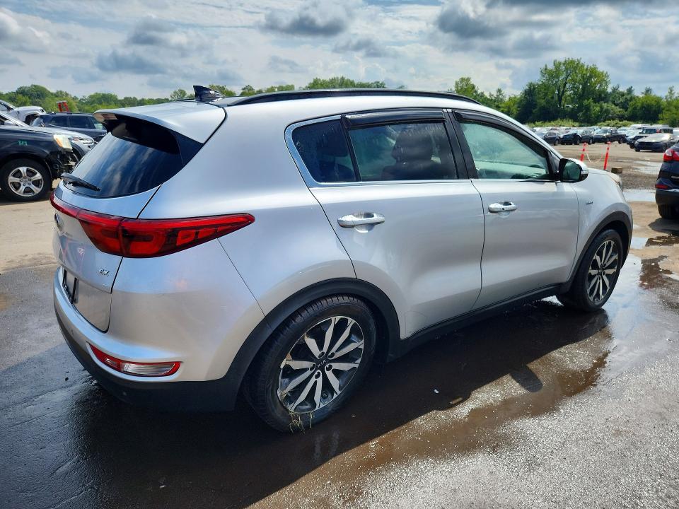 66457146 :رقم المزاد ، KNDPNCAC3J7406860 vin ، 2018 Kia Sportage مزاد بيع