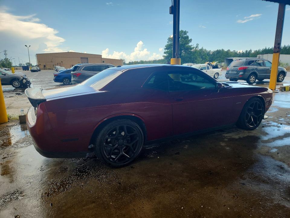 64645936 :رقم المزاد ، 2C3CDZBT5KH557163 vin ، 2019 Dodge Challenger مزاد بيع