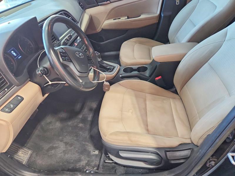 67105566 :رقم المزاد ، 5NPD84LF5JH321540 vin ، 2018 Hyundai Elantra مزاد بيع