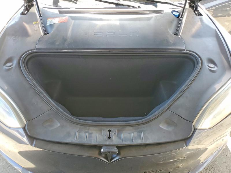 Продажа на аукционе авто 2018 Tesla Model S, vin: 5YJSA1E27JF269203, номер лота: 67034326