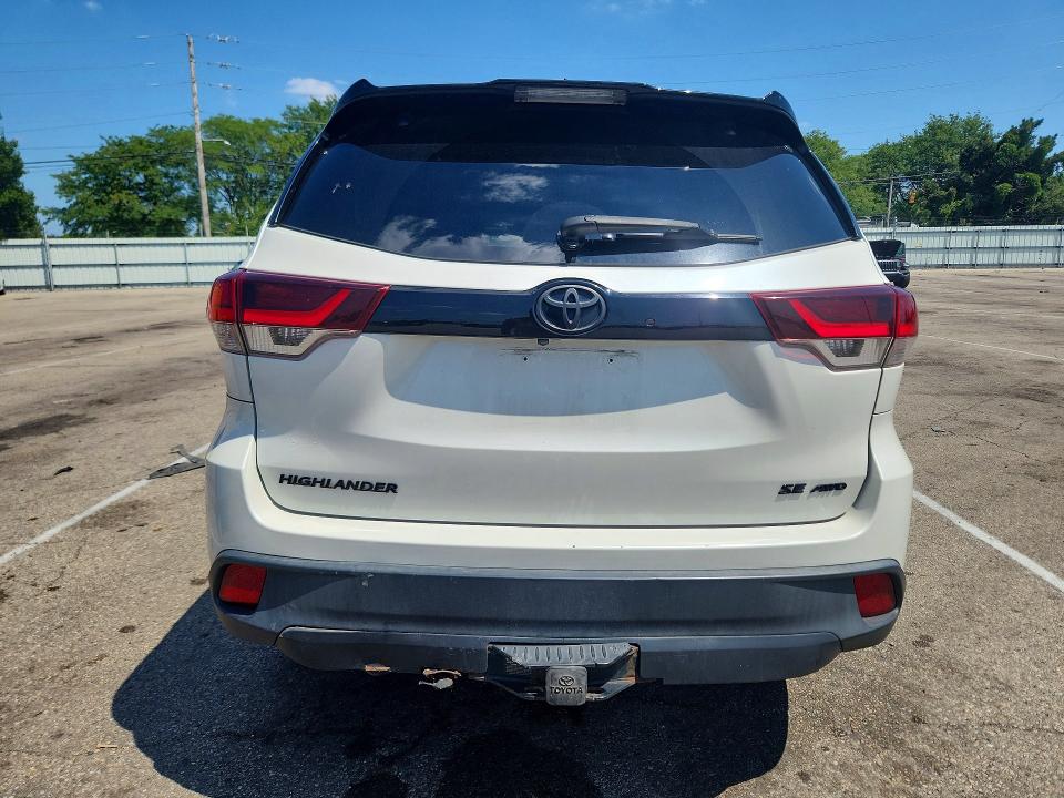 Auction sale of the 2019 Toyota Highlander, vin: 5TDJZRFH5KS973080, lot number: 63264346